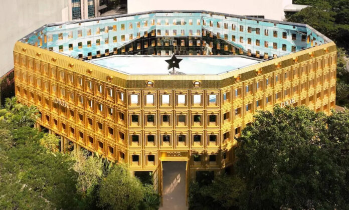 Diors-Gold-House-the-most-beautiful-Dior-store-in-the.cms_.jpeg