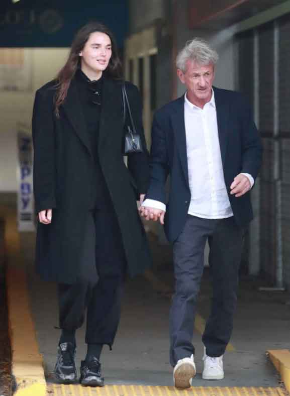 Valeria Nicov: Sean Penns athletic girlfriend raises eyebrows with latest photos